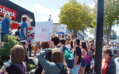 Comox Valley Students ‘Stand up, Fight Back’ for Climate Action